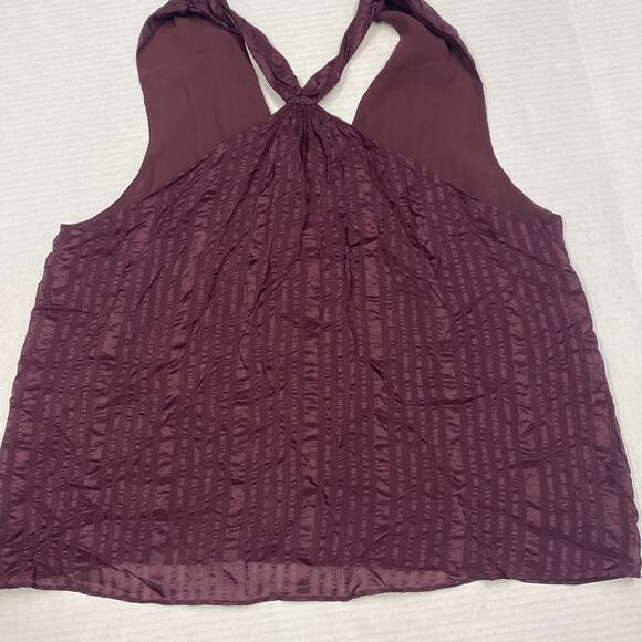 Frame Draped Textured Silk Halter Top in Cabernet size M (b11, b47) - Picture 5 of 7